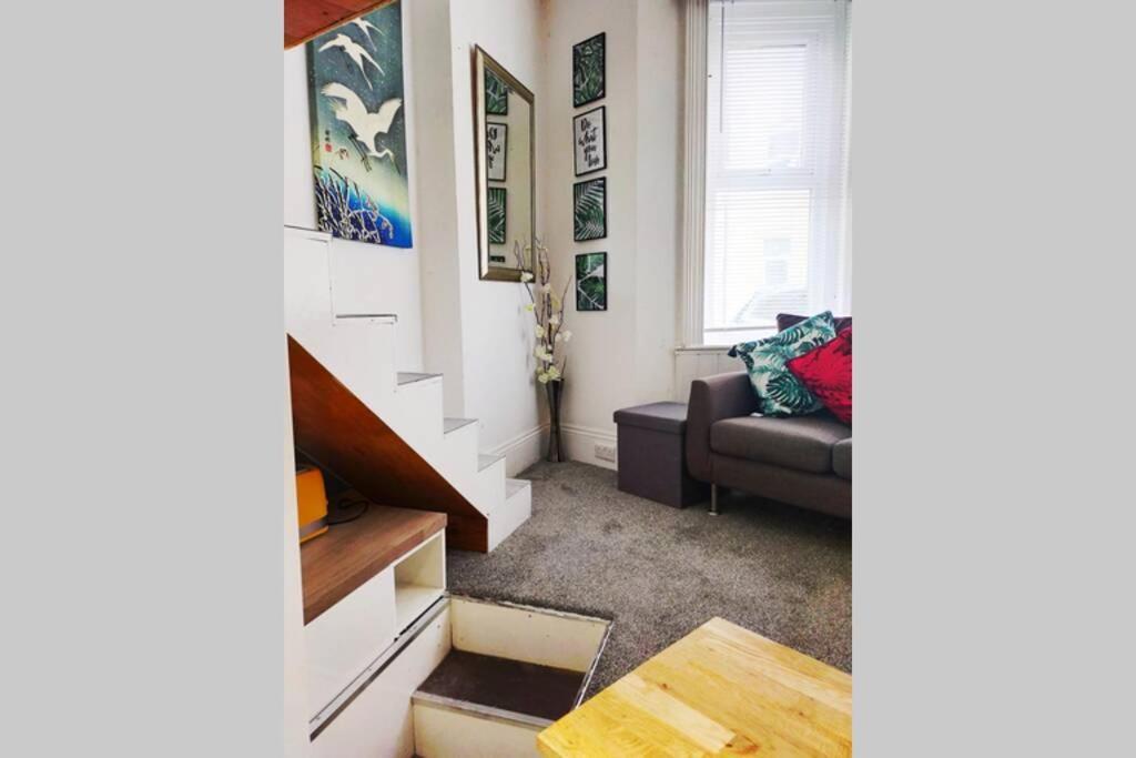 ボーンマスCute & Cosy Loft-Style Studio Close To Beachアパートメント エクステリア 写真